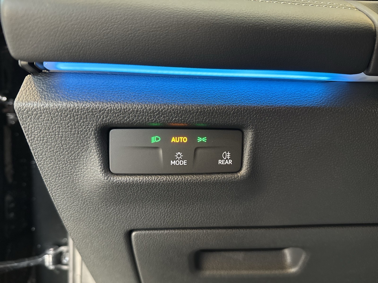 Volkswagen Tiguan 1.5 HYBRID LIFE AHK 360°CAM ACC LM18 NAVI