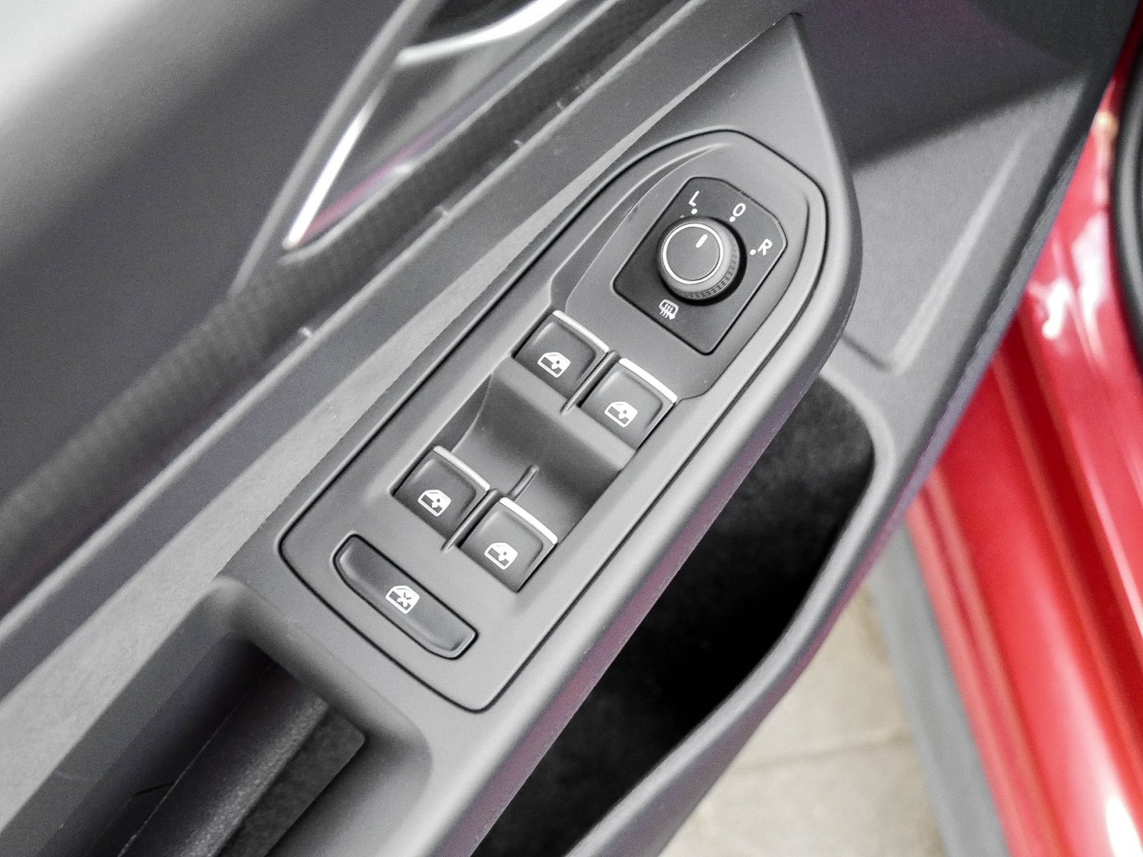 Volkswagen Golf VIII 2.0 GTI CAM LM17 MATRIXLED CARPLAY