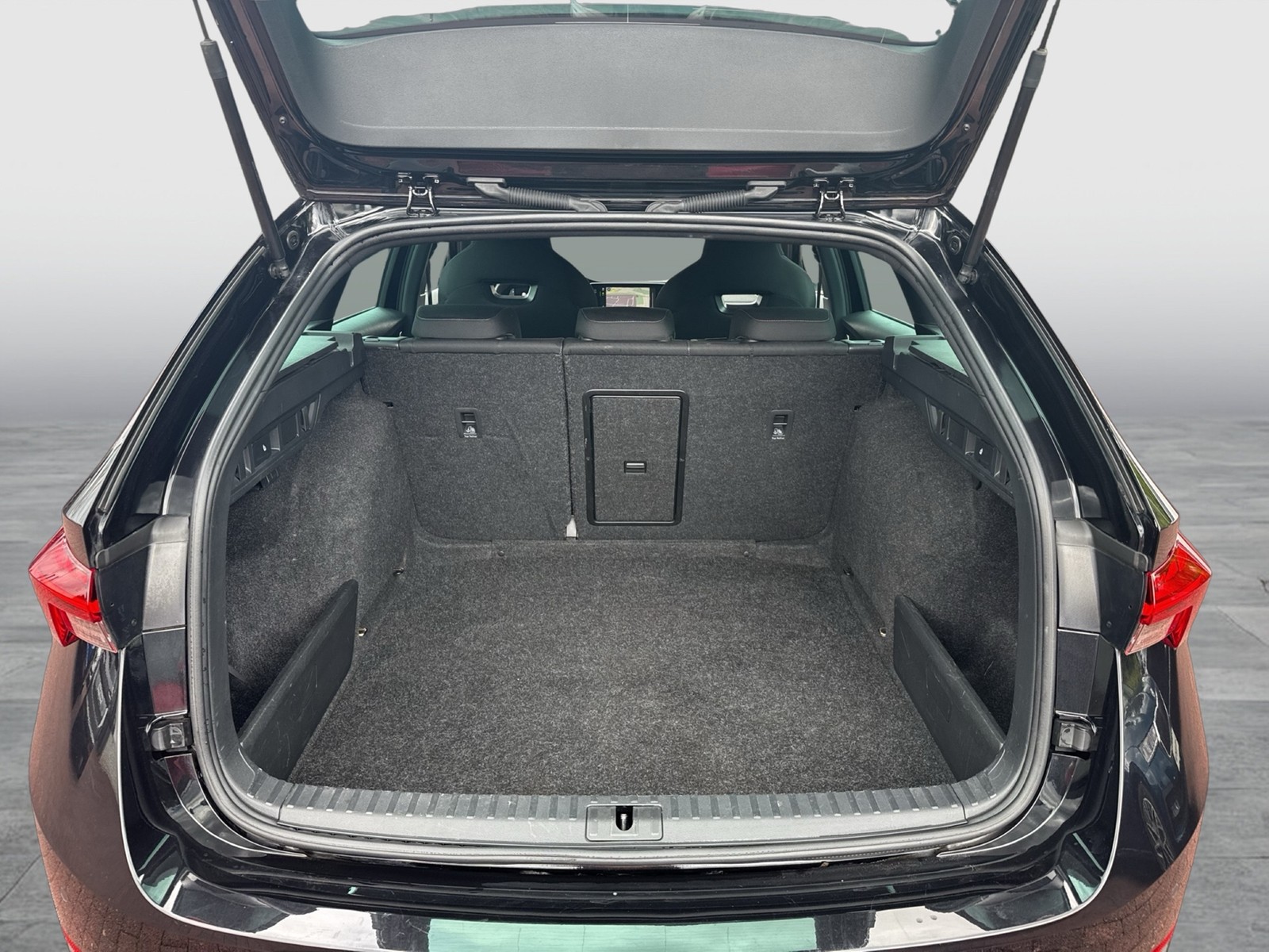 Skoda Octavia Combi 1.5 e-TEC SPORTLINE LM18 MATRIX