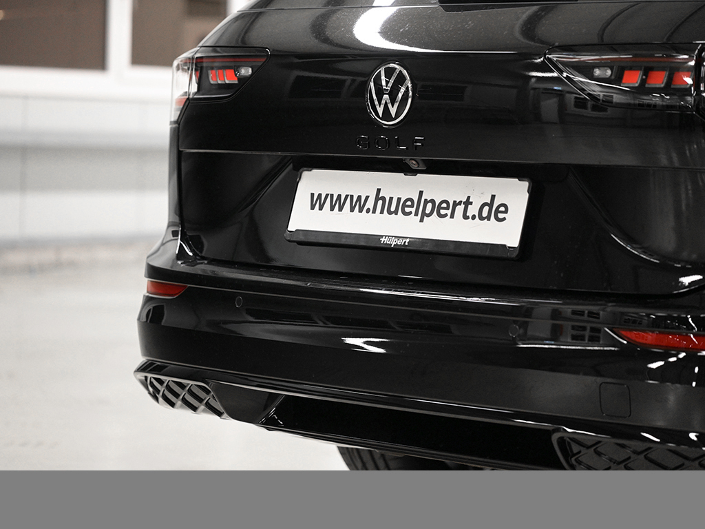 Volkswagen Golf Variant VIII 2.0 R-LINE BLACKSTYLE PANO CAM