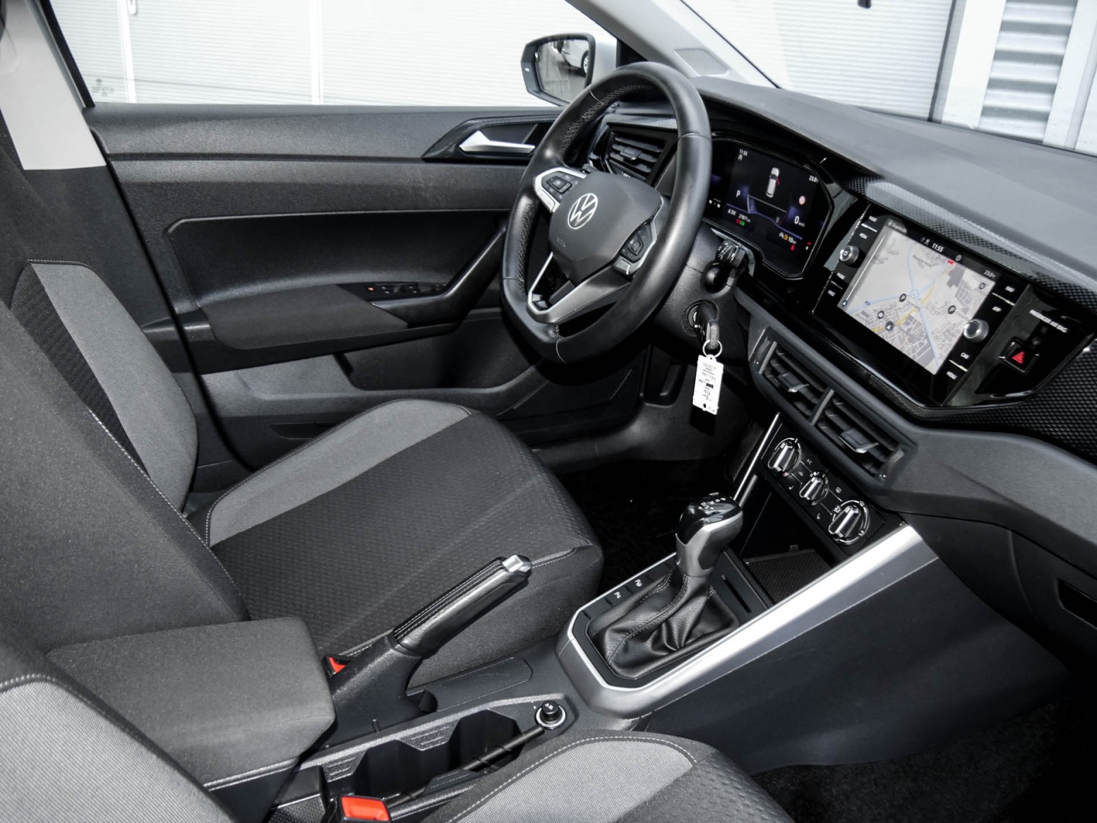 Volkswagen Polo 1.0 LIFE ACC LED NAVI SITZHEIZUNG DAB+