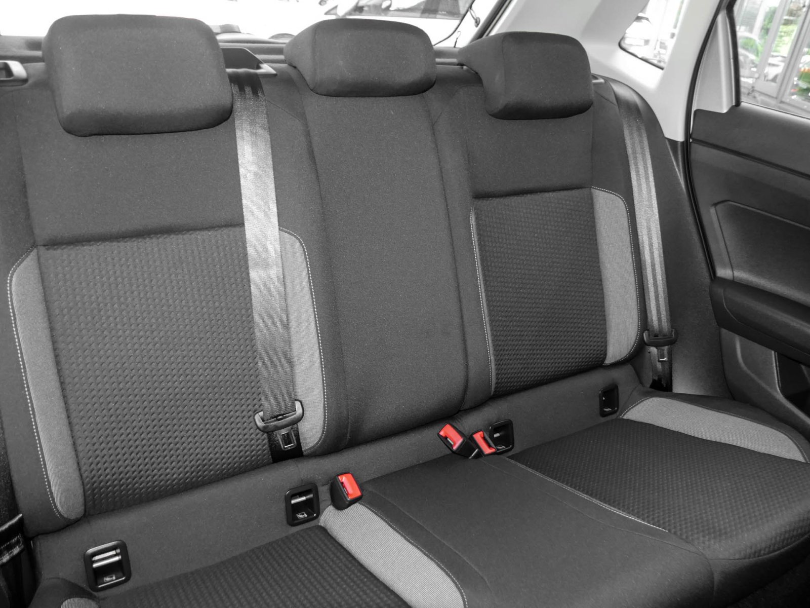 Volkswagen Polo 1.0 LIFE ACC LED NAVI SITZHEIZUNG DAB+