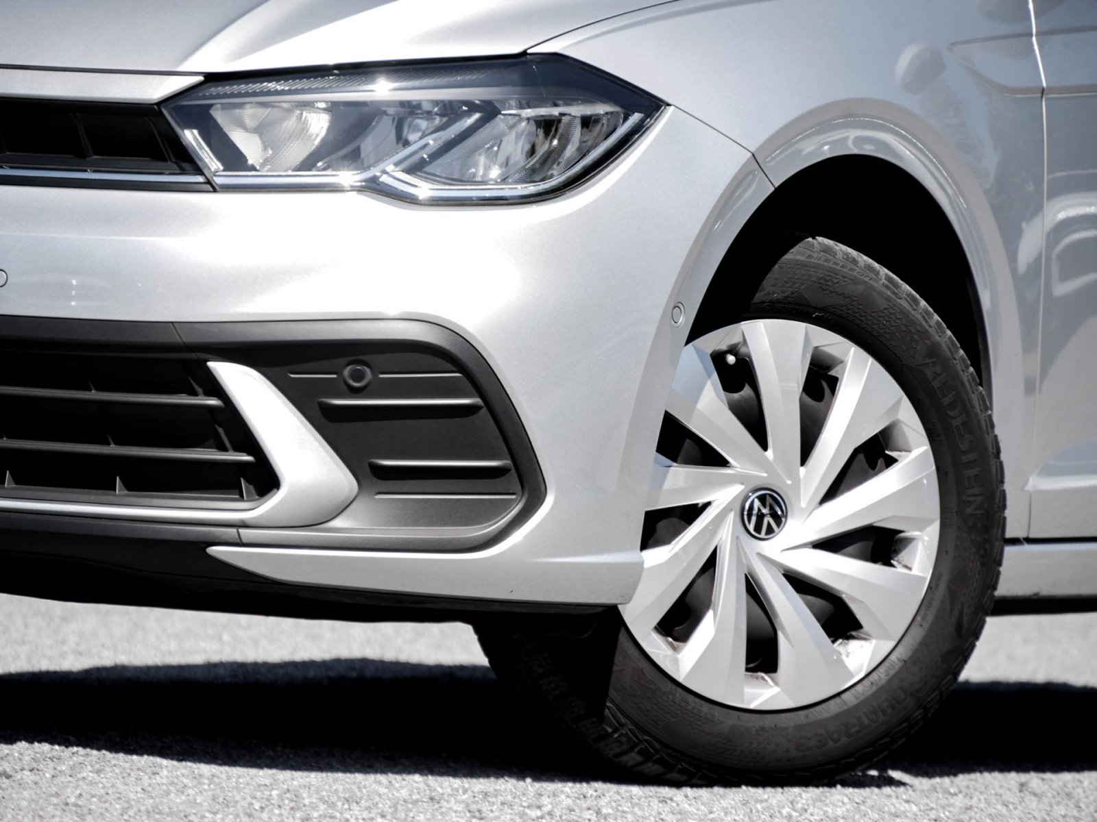 Volkswagen Polo 1.0 LIFE ACC LED NAVI SITZHEIZUNG DAB+