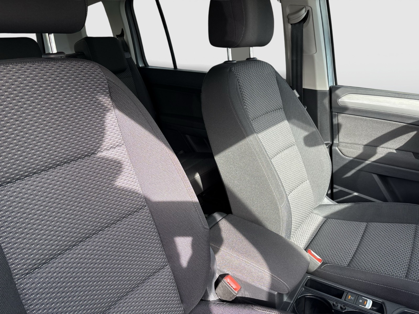 Volkswagen Touran 2.0 COMFORTLINE 7SITZE CAM ACC CARPLAY