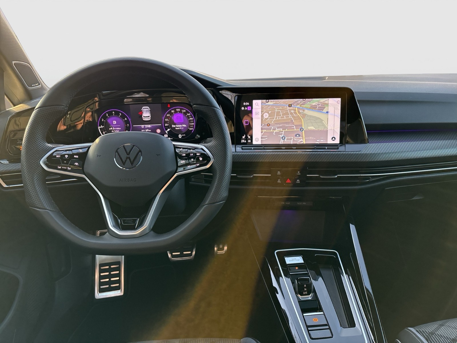 Volkswagen Golf VIII1.5 R-LINE BLACKSTYLE PANO HARMANKARDON