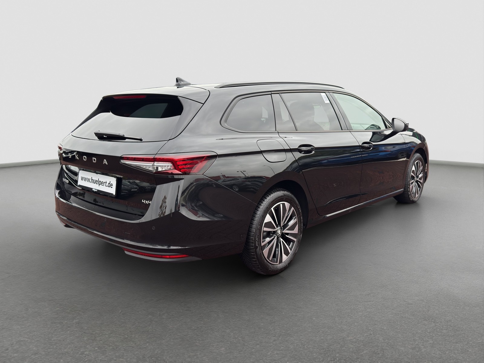 Skoda Superb Combi 2.0 SELECTION 4X4 PANO AHK CAM NAVI