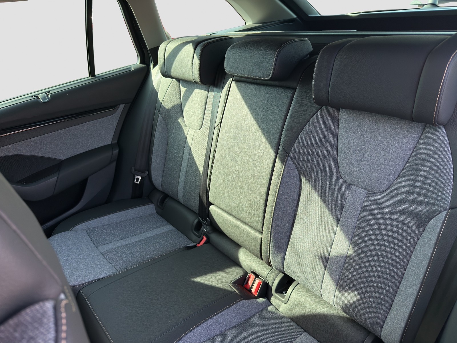 Skoda Octavia Combi 1.5 e-TEC SELECTION 360CAM EKLAPPE