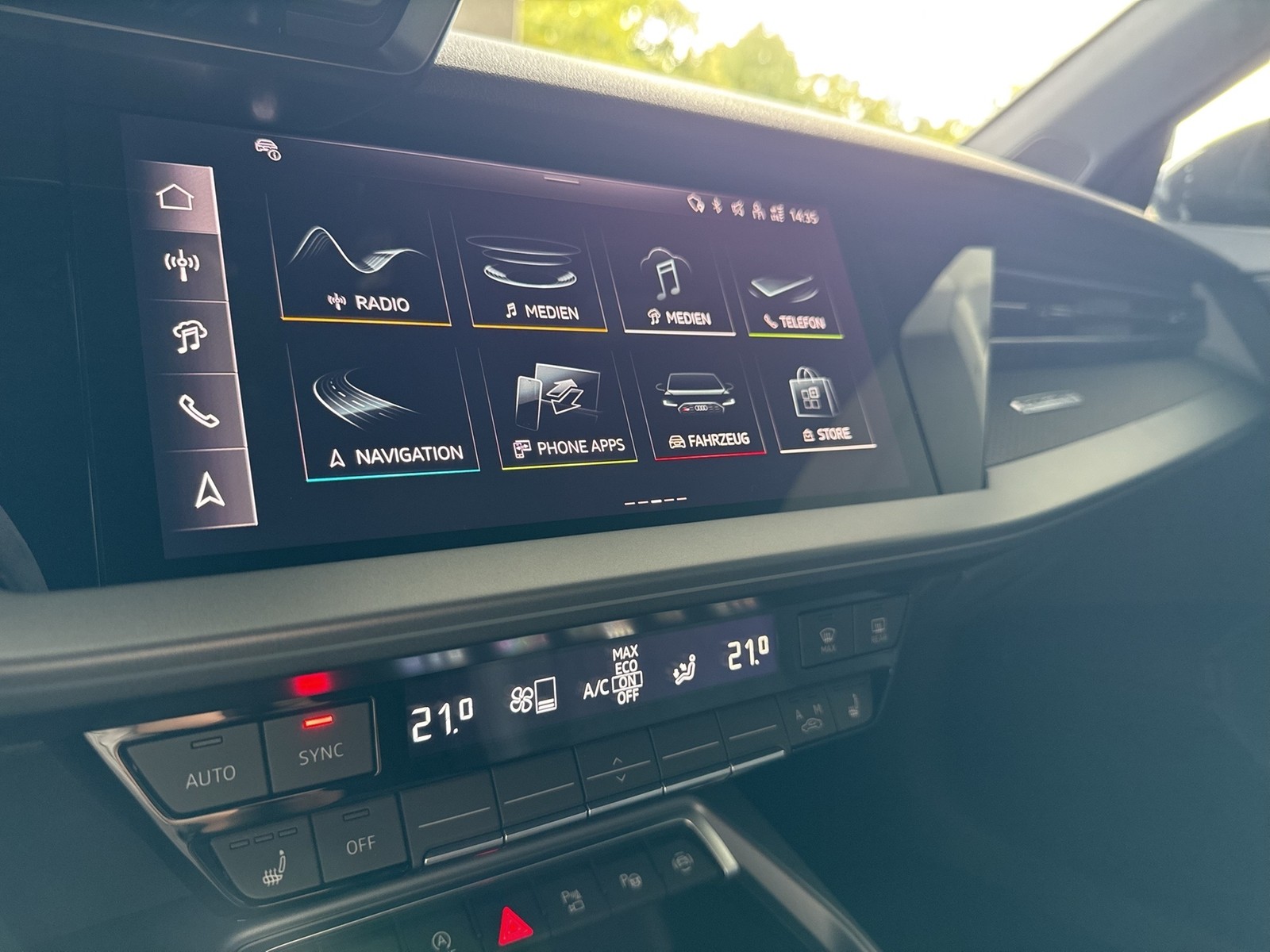 Audi RS3 Sportback quattro SPORTABGASANLAGE PANO LM19