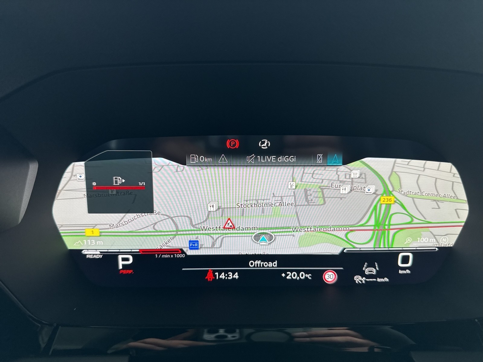 Audi RS3 Sportback quattro SPORTABGASANLAGE PANO LM19