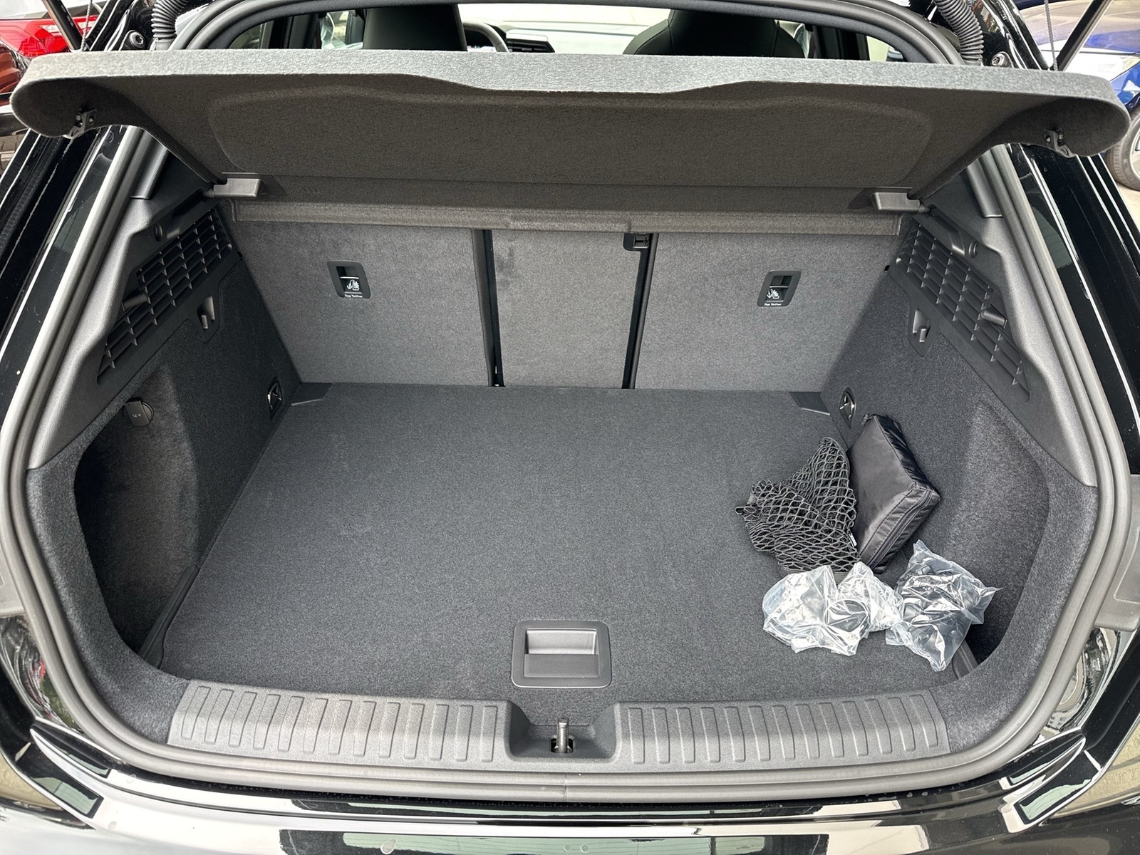 Audi RS3 Sportback quattro SPORTABGASANLAGE PANO LM19