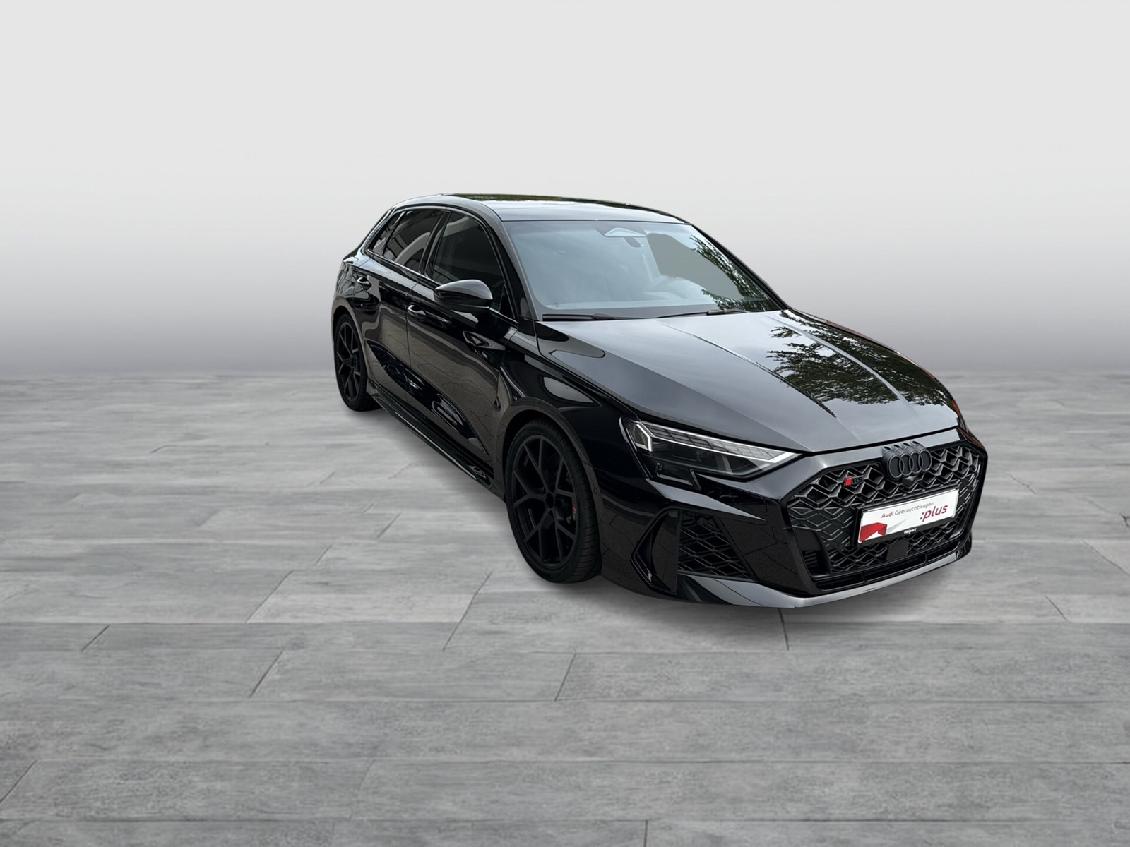 Audi RS3 Sportback quattro SPORTABGASANLAGE PANO LM19