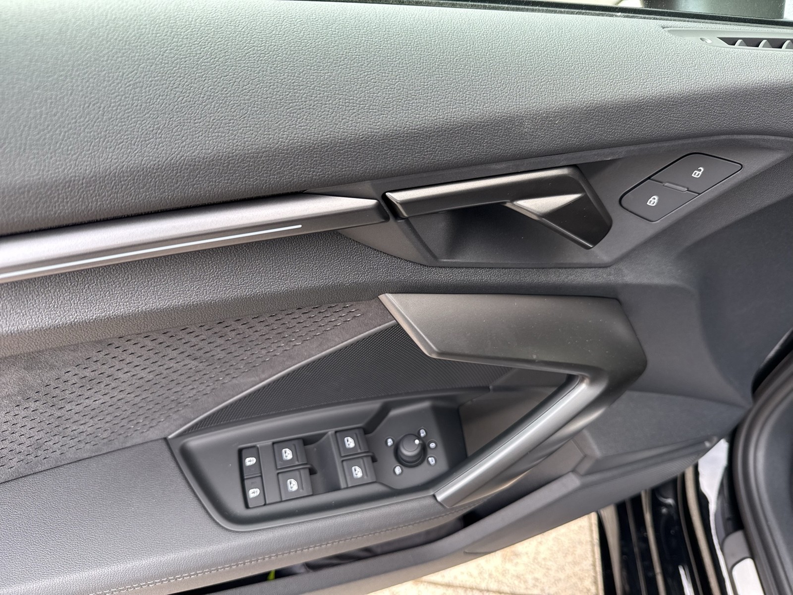 Audi RS3 Sportback quattro SPORTABGASANLAGE PANO LM19