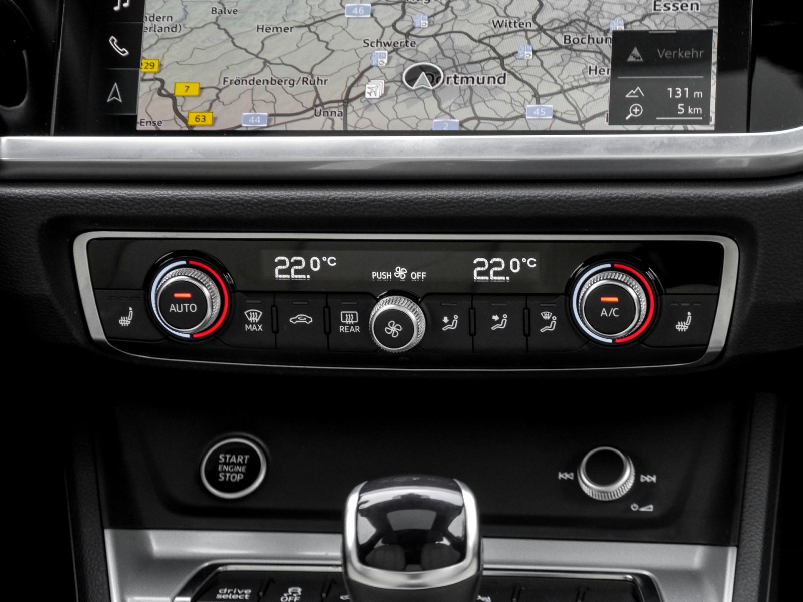 Audi Q3 Sportback 45 HYBRID S LINE BLACKPAK PANO LM19