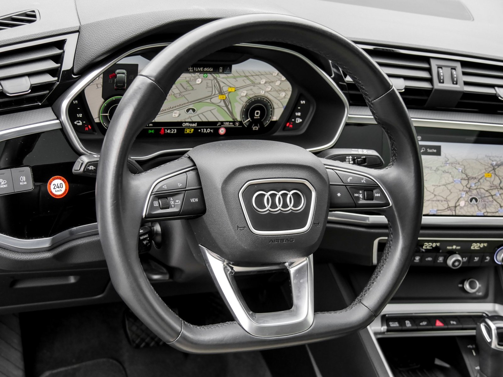 Audi Q3 Sportback 45 HYBRID S LINE BLACKPAK PANO LM19