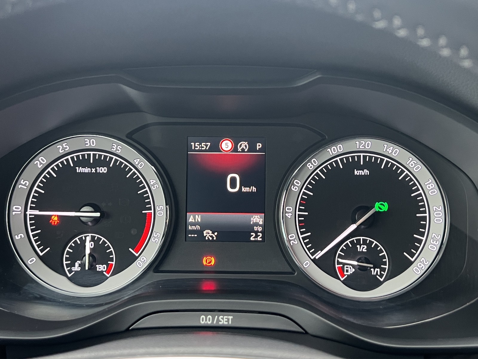 Skoda Kodiaq 2.0 SPORTLINE 7SITZE AHK CAM ACC LM19