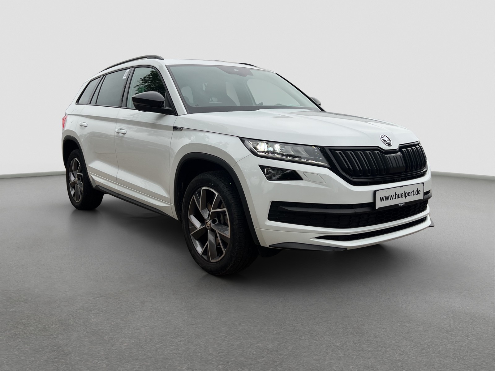 Skoda Kodiaq 2.0 SPORTLINE 7SITZE AHK CAM ACC LM19