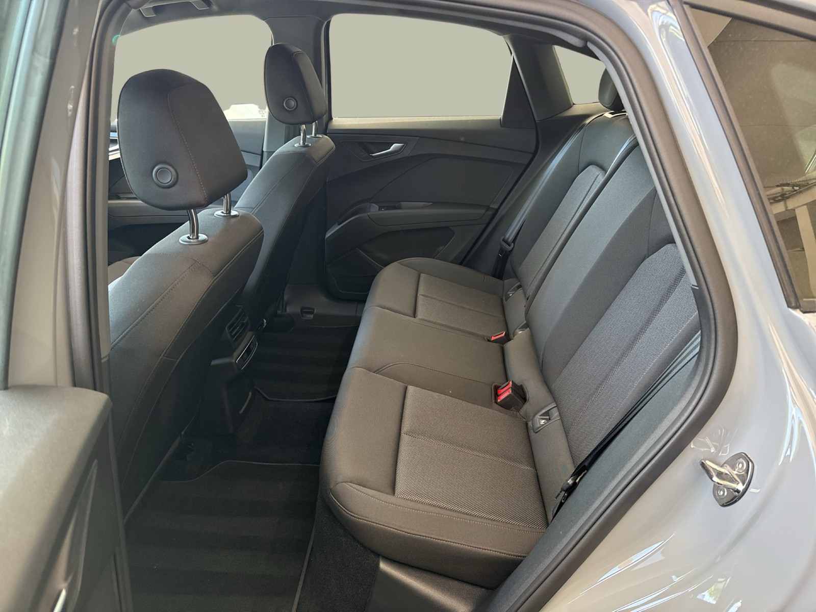 Audi Q4 e-tron Sportback 35 PANO KAMERA eKLAPPE NAVI+