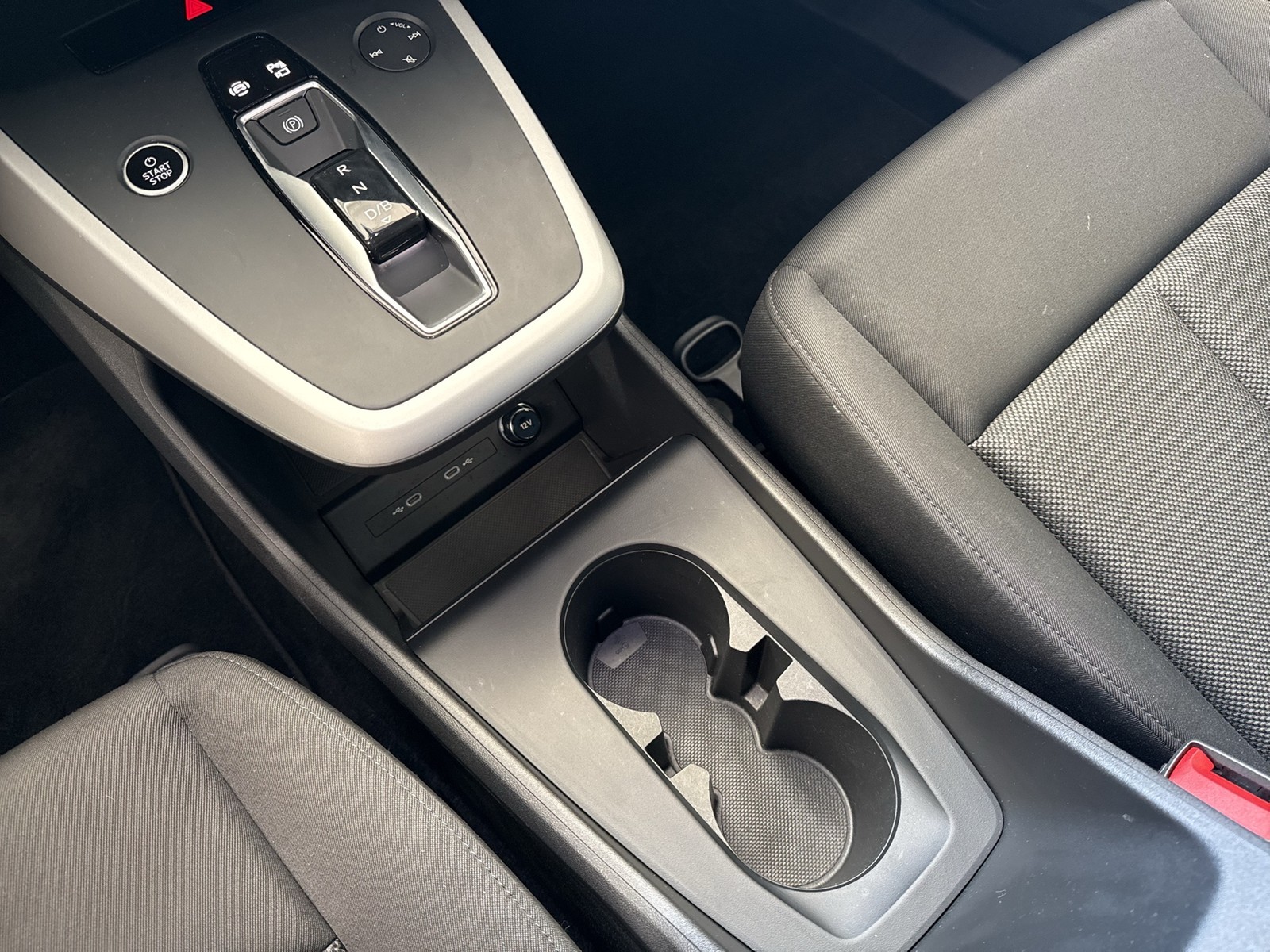 Audi Q4 e-tron Sportback 35 PANO KAMERA eKLAPPE NAVI+