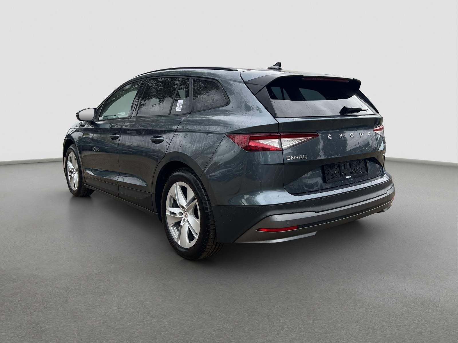 Skoda Enyaq 60 LOFT WÄRMEPUMPE PANO AHK LM19 NAVI