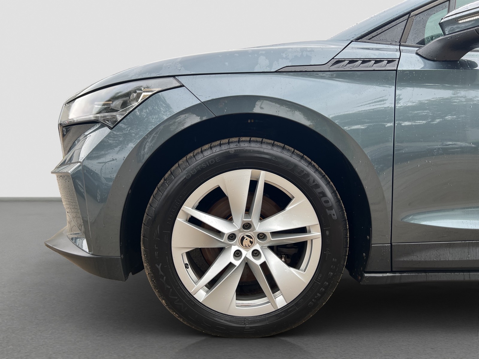 Skoda Enyaq 60 LOFT WÄRMEPUMPE PANO AHK LM19 NAVI