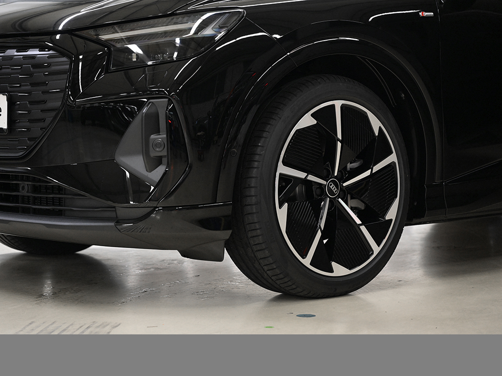 Audi Q4 45 e-tron quattro Edition S Line SONOS+AHK+Lenkradheizung+Dynamikpaket