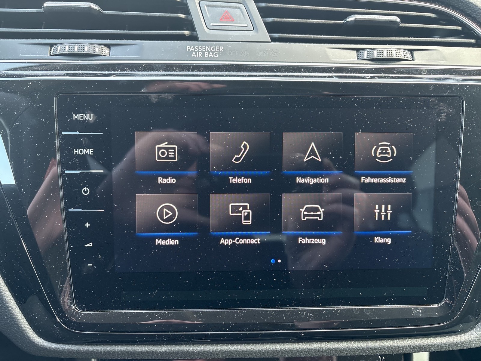 Volkswagen Touran 2.0 HIGHLINE AHK ACC LM17 NAVI CARPLAY