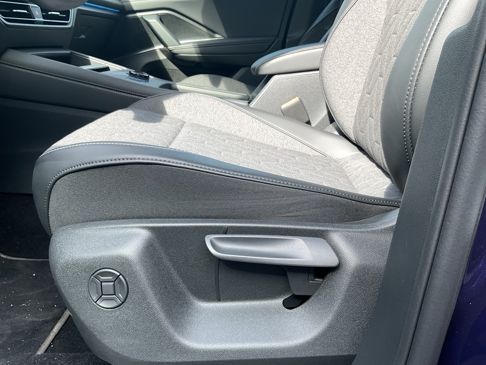 Volkswagen Tayron 2.0 LIFE 4X4 STANDHZ HARMAN KARDON 360CAM