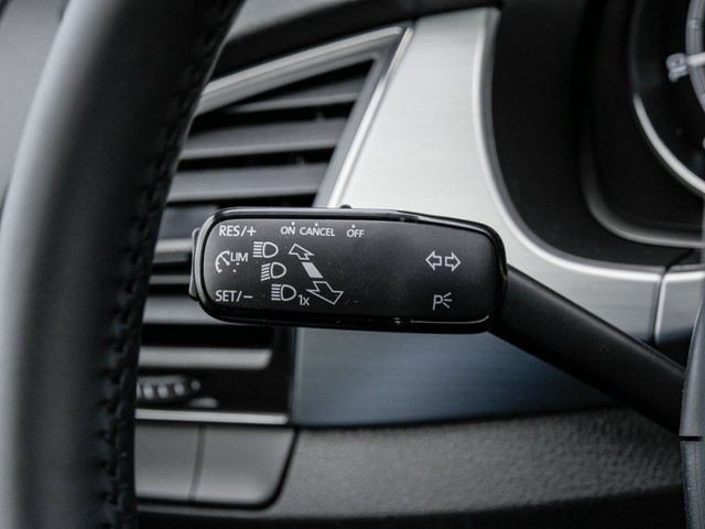 Skoda Fabia Combi 1.0 AHK CAM CARPLAY ALU SITZHEIZUNG