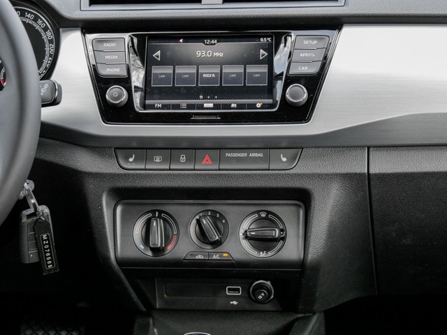 Skoda Fabia Combi 1.0 AHK CAM CARPLAY ALU SITZHEIZUNG