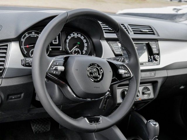 Skoda Fabia Combi 1.0 AHK CAM CARPLAY ALU SITZHEIZUNG