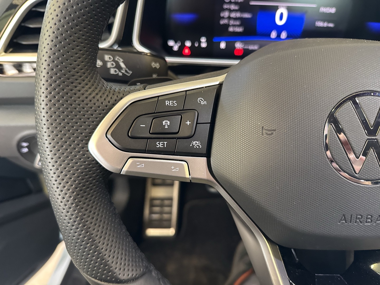 Volkswagen T-Roc Cabriolet 1.5 R-LINE AHK ACC LM17 LED+ NAVI