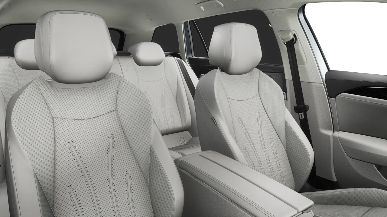 Volkswagen Passat Variant 1.5 HYBRID ELEGANCE LEDER AHK CAM