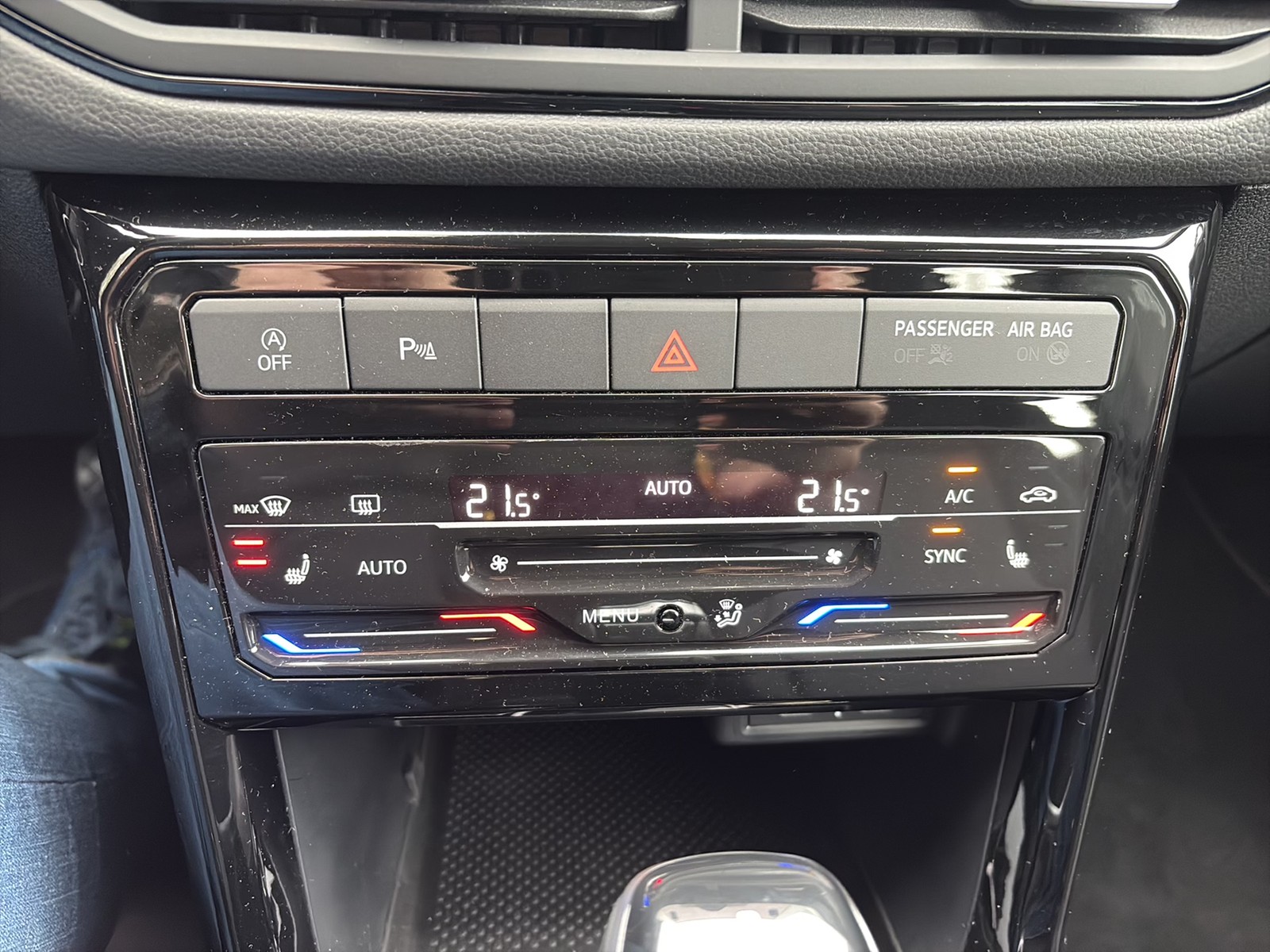 Volkswagen T-Cross 1.0 LIFE ACC CARPLAY ALU SITZHEIZUNG LED