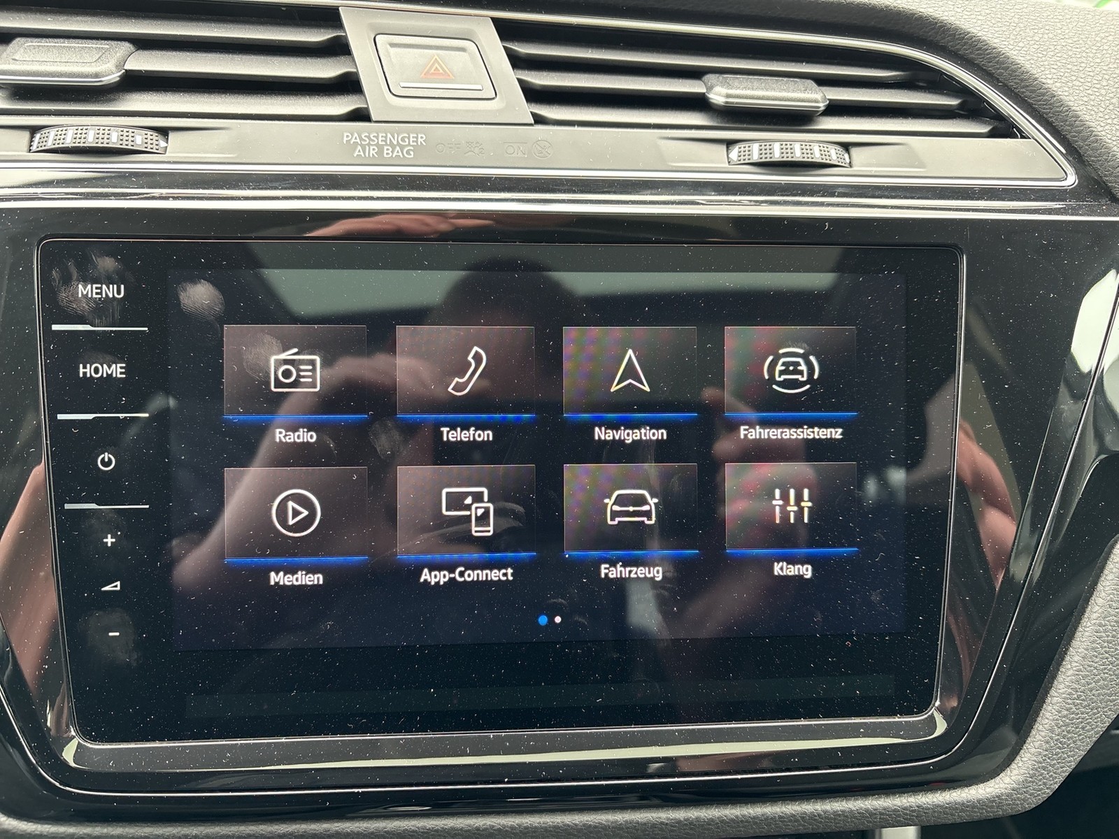 Volkswagen Touran 2.0 HIGHLINE PANO AHK ACC LM17 E-KLAPPE