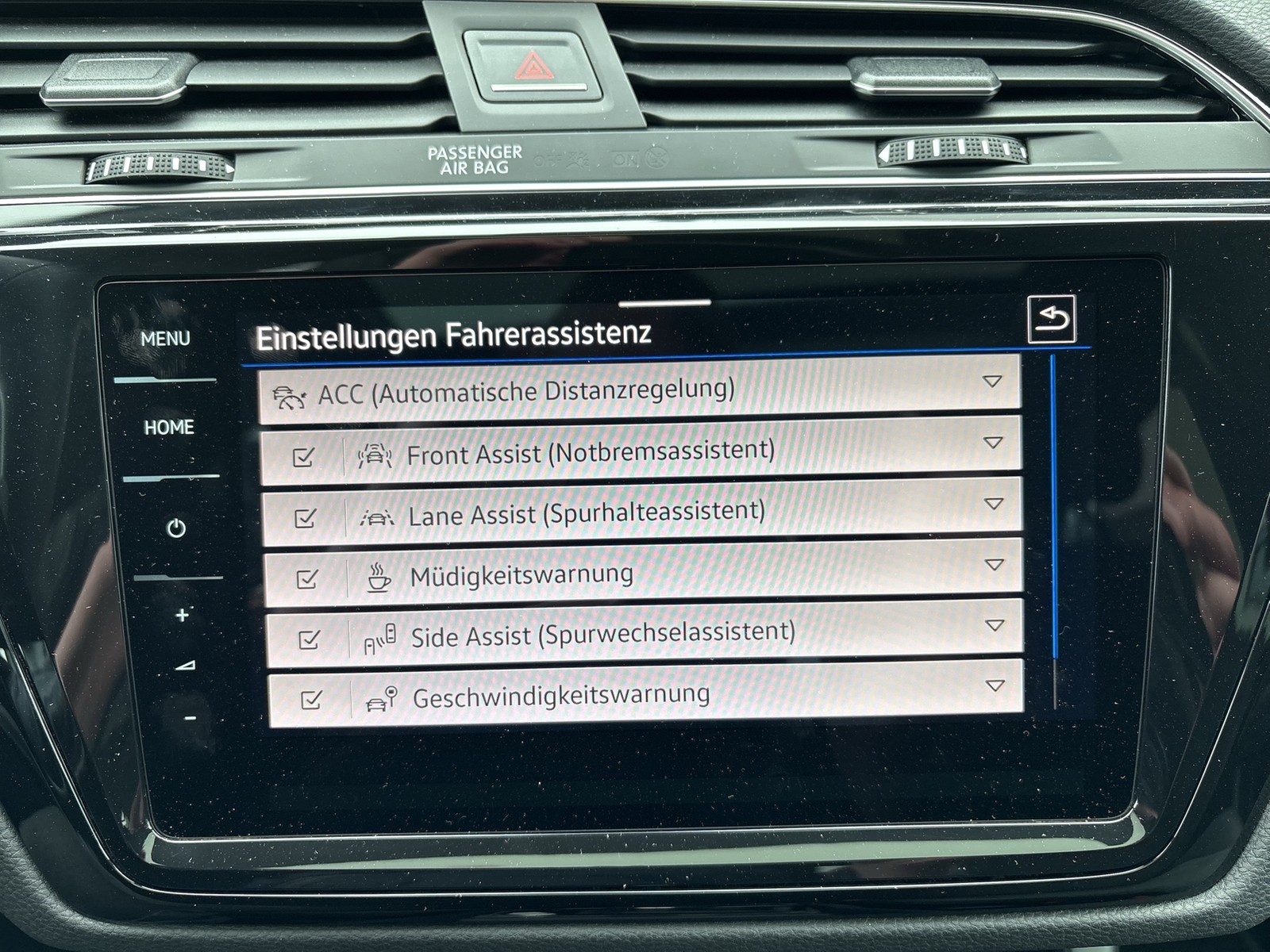 Volkswagen Touran 2.0 HIGHLINE PANO AHK ACC LM17 E-KLAPPE