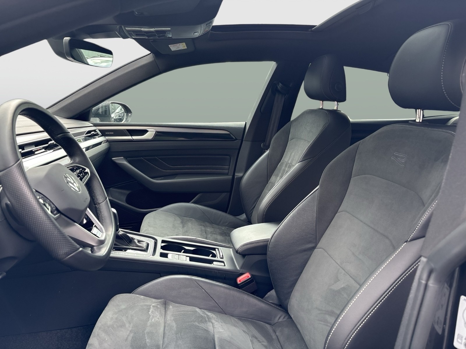 Volkswagen Arteon 2.0 R-LINE 4X4 PANO H.KARDON AHK KAMERA