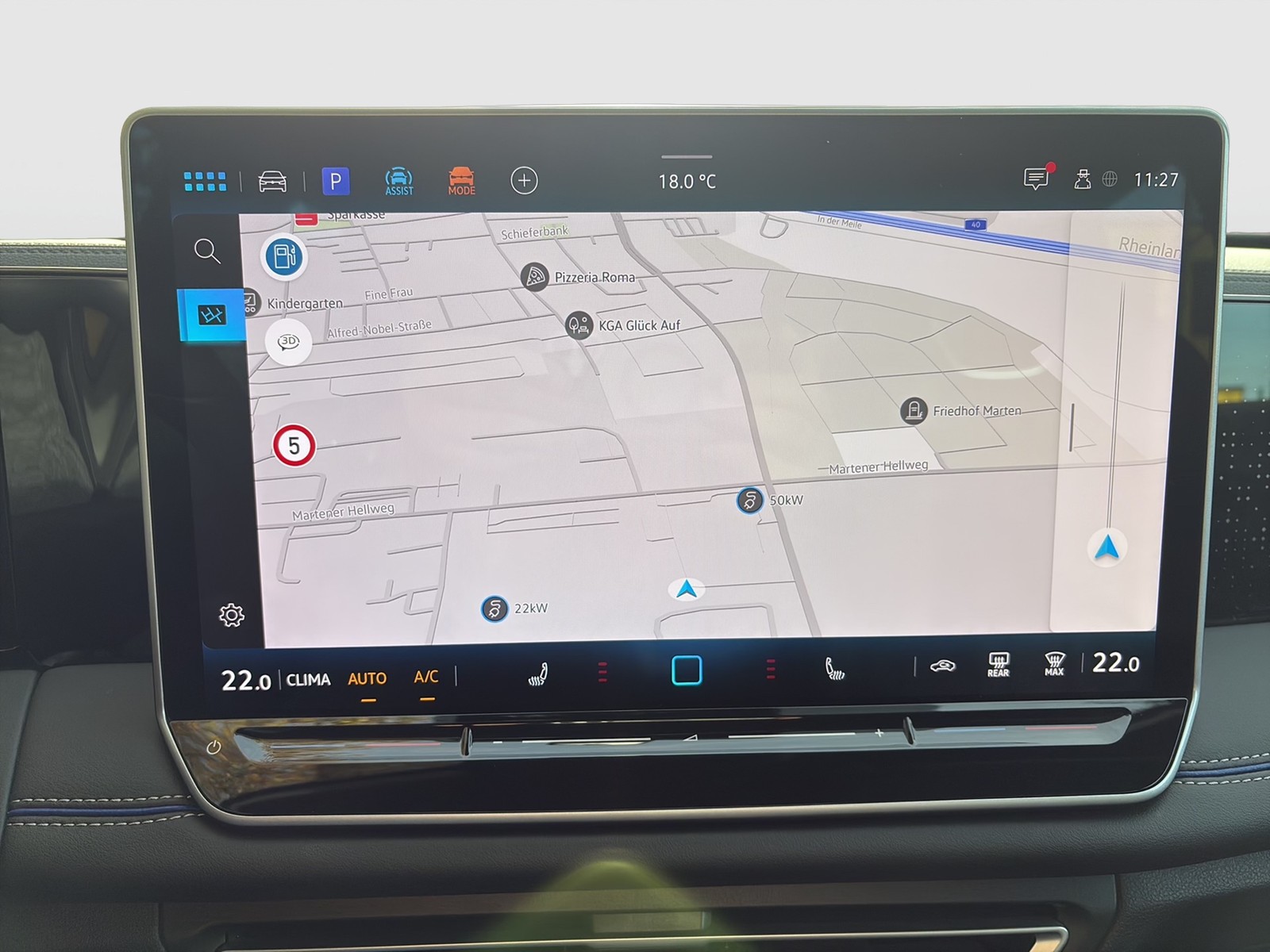 Volkswagen Tiguan 2.0 R-LINE 4X4 NEUES MODELL AHK CAM LM20