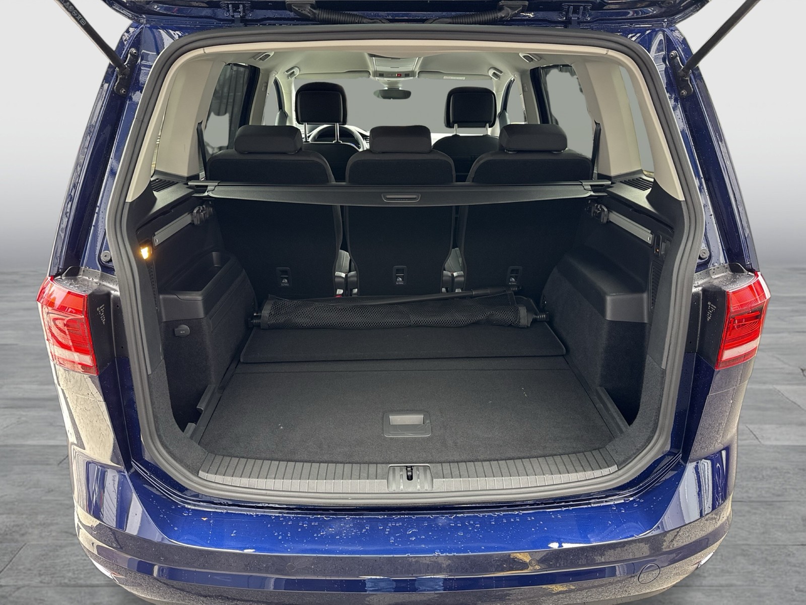 Volkswagen Touran 2.0 HIGHLINE STANDHZ. AHK ACC LM17 NAVI