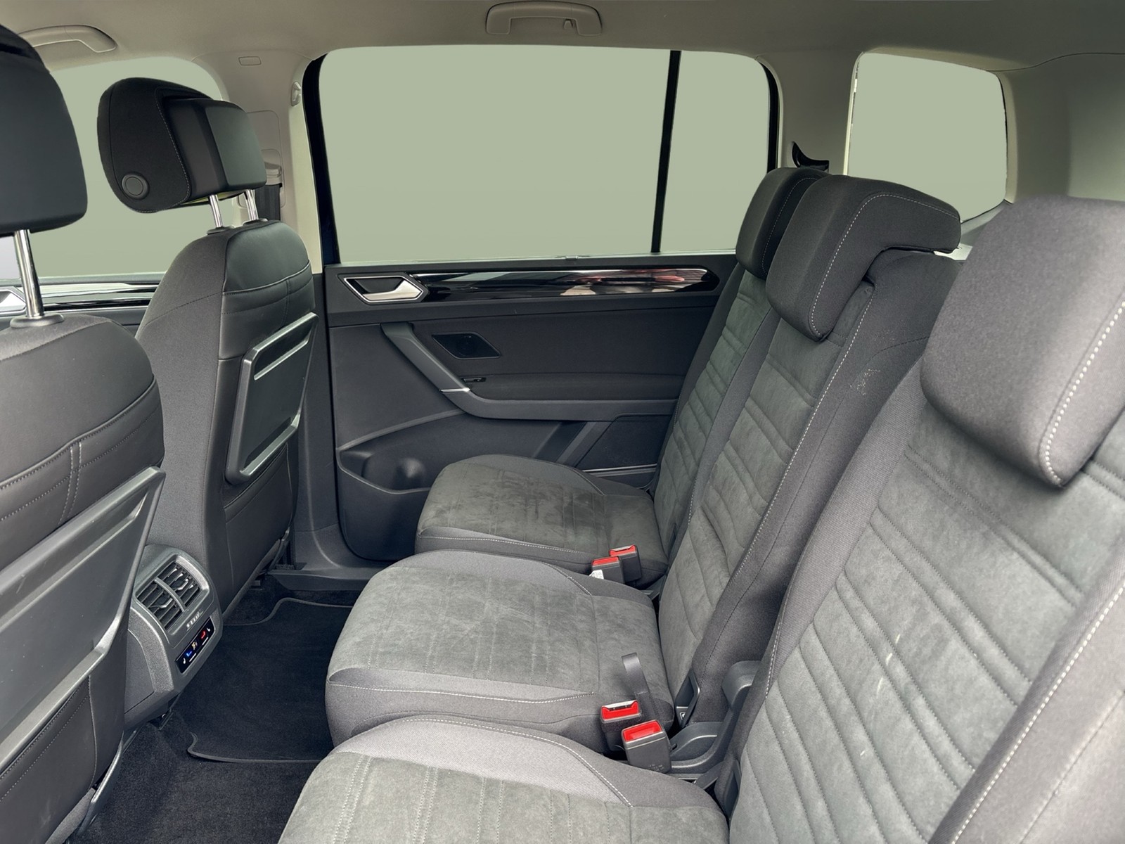 Volkswagen Touran 2.0 HIGHLINE STANDHZ. AHK ACC LM17 NAVI