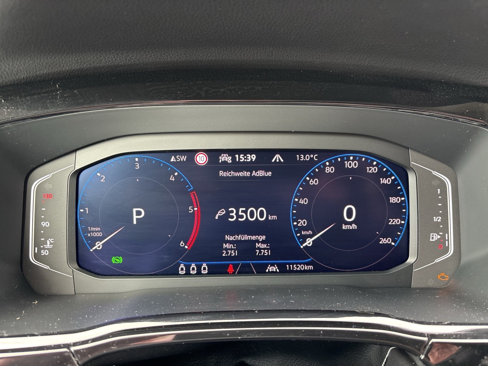 Volkswagen Touran 2.0 HIGHLINE STANDHZ. AHK ACC LM17 NAVI