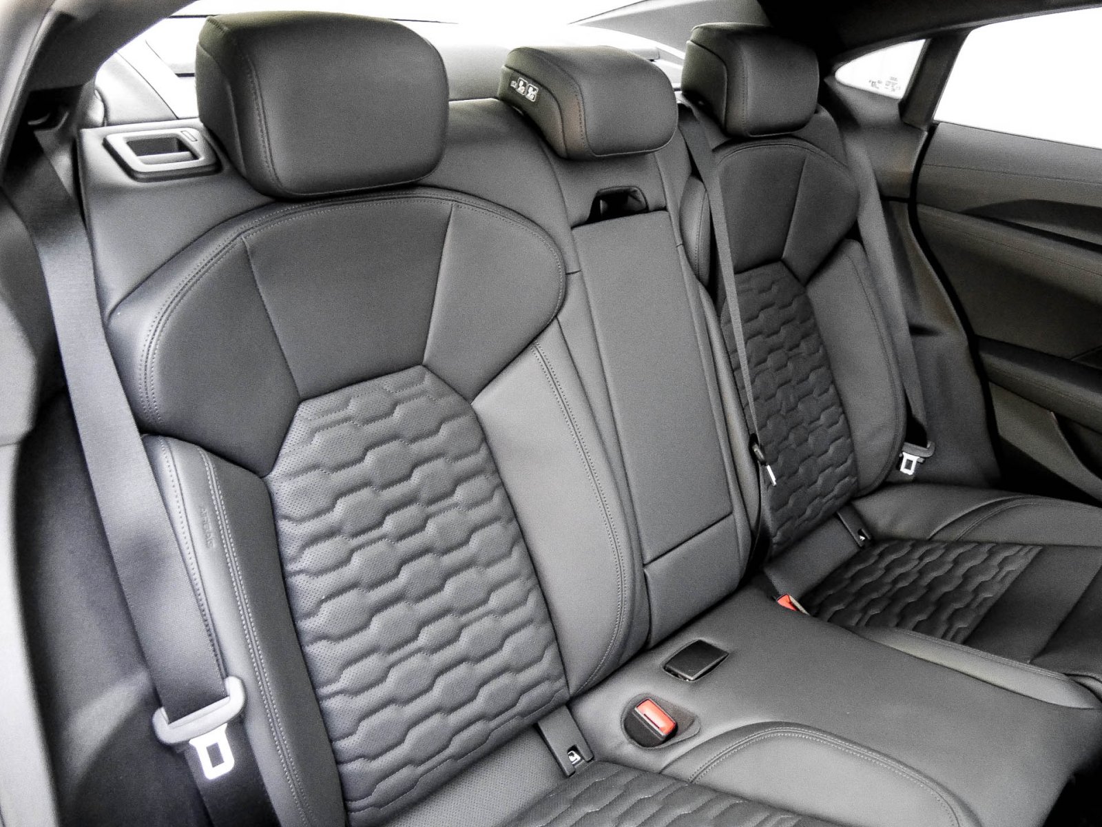 Audi e-tron GT quattro BLACKPAK PANO B&O LM21 HEADUP