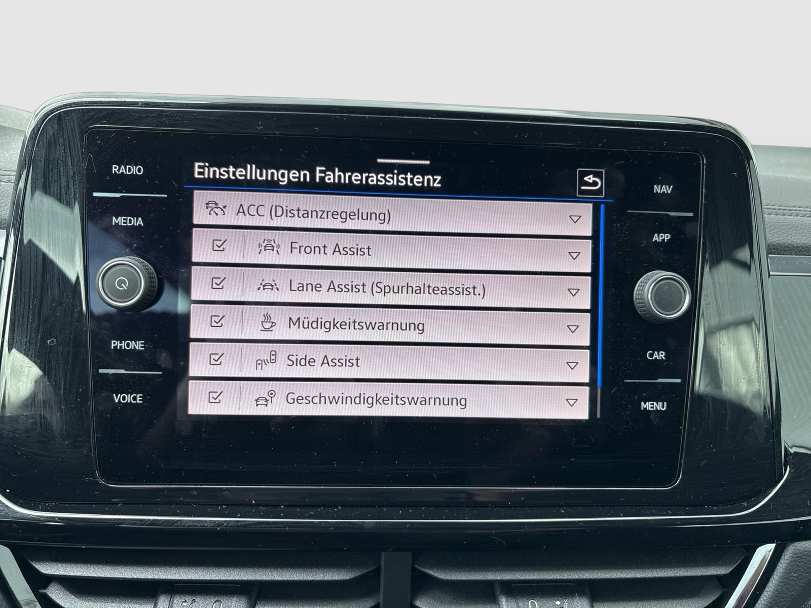 Volkswagen T-Roc Cabriolet 1.5 R-LINE EDITION KARMANN LEDER