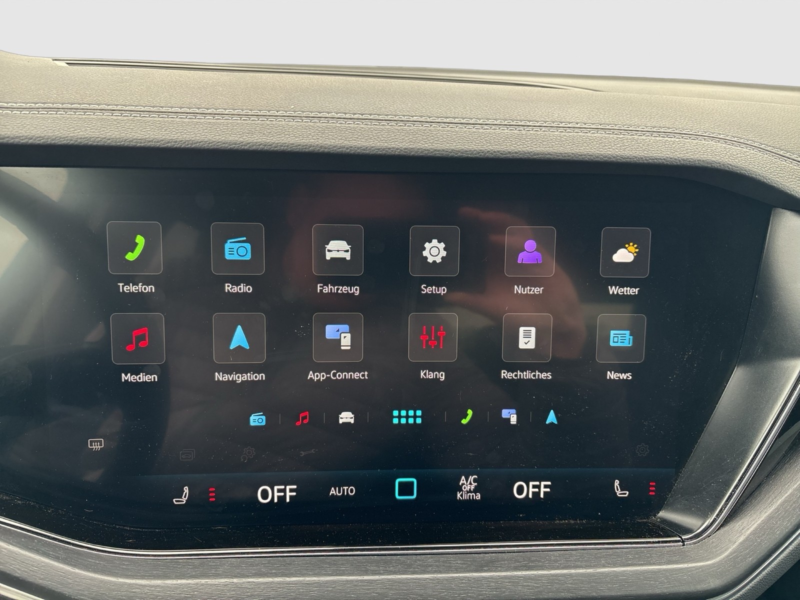 Volkswagen Touareg V6 4X4 LEDER AHK CAM ACC LM19 NAVI