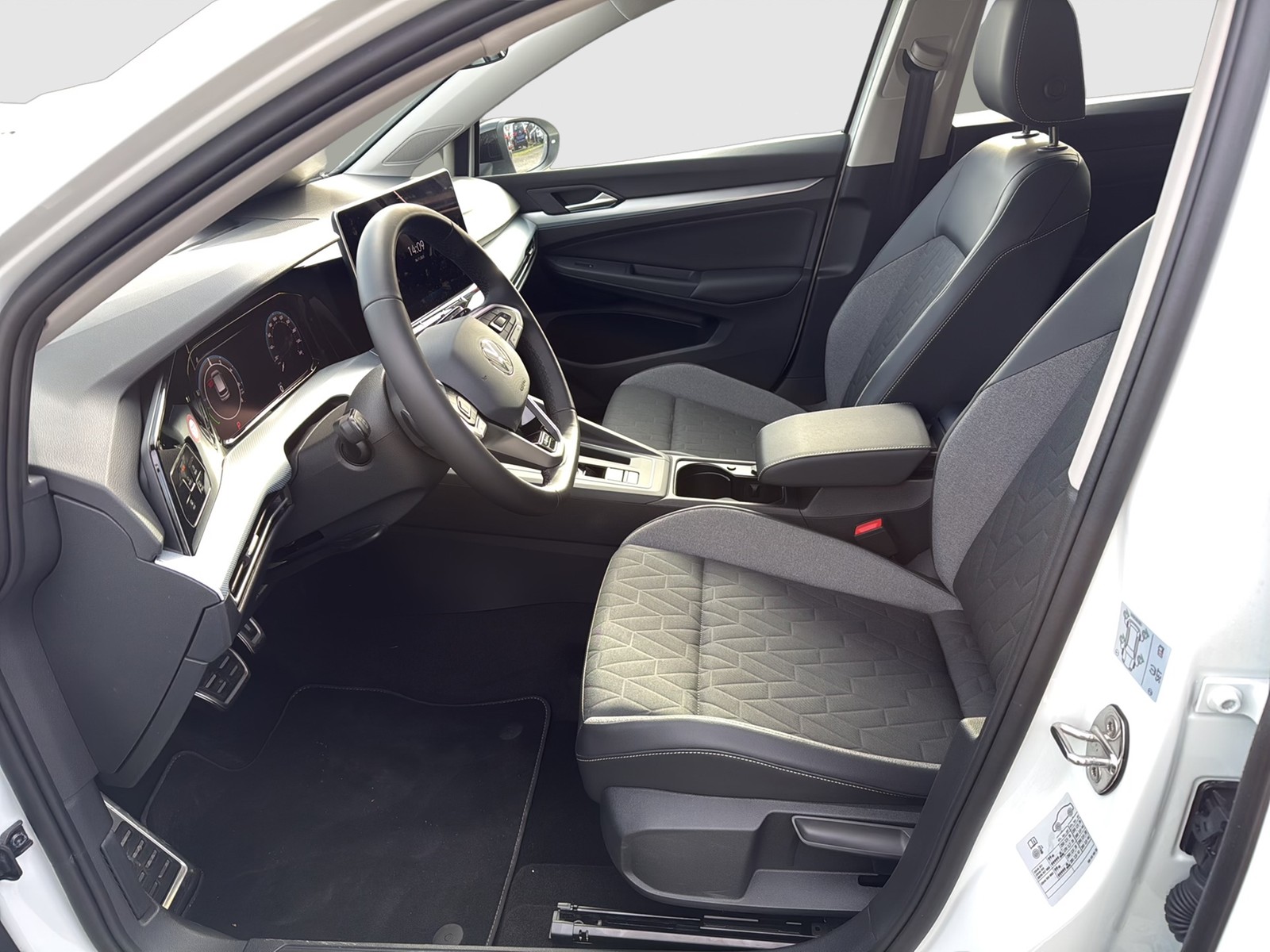 Volkswagen Golf VIII 1.5 HYBRID GOAL FACELIFT ACC CARPLAY