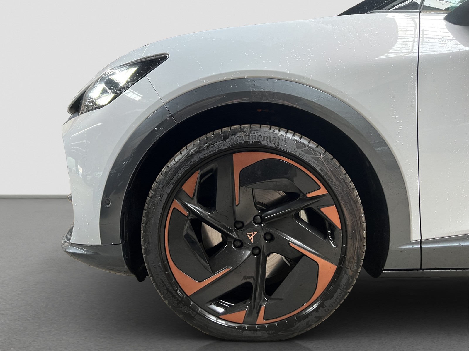 Cupra Tavascan VZ 4X4 WÄRMEPUMPE PANO 360°CAM ACC LM21