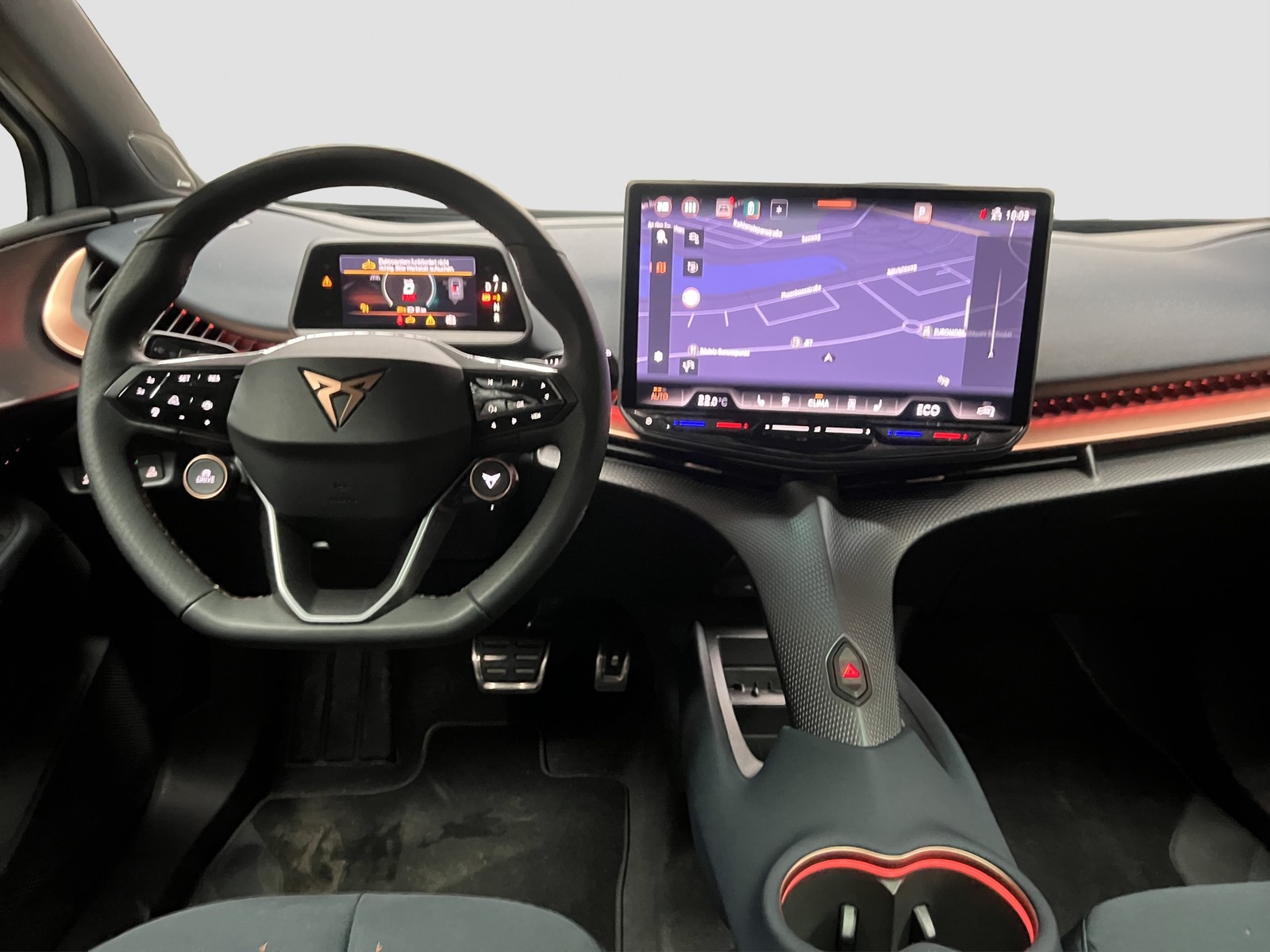 Cupra Tavascan VZ 4X4 WÄRMEPUMPE PANO 360°CAM ACC LM21