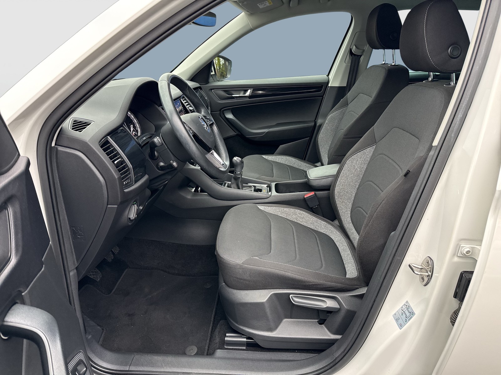 Skoda Kodiaq 1.5 DRIVE 125 AHK ACC ALU19 eKLAPPE NAVI