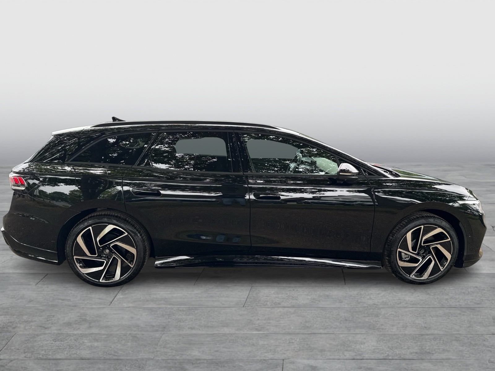 Volkswagen ID.7 Tourer PRO S BLACK STYLE 360°CAM ACC LM20