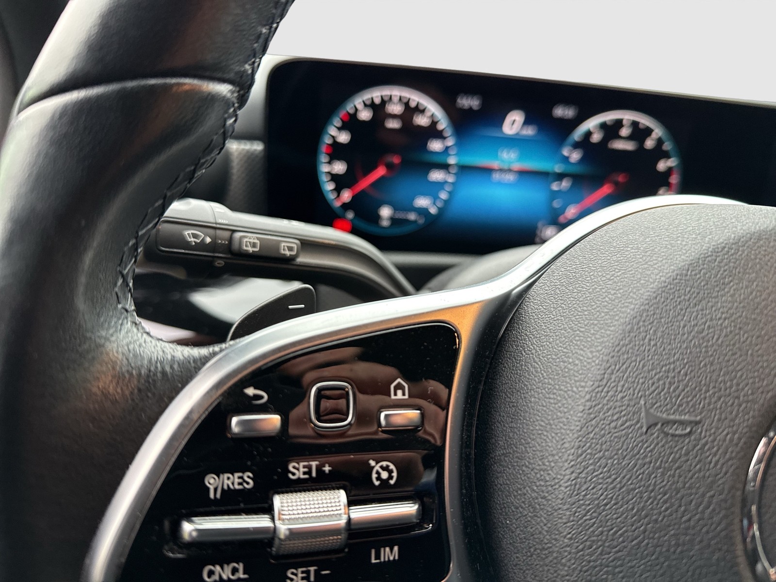 Mercedes-Benz A 250 PROGRESSIVE PANO CAM LM18 NAVI SITZHEIZUNG