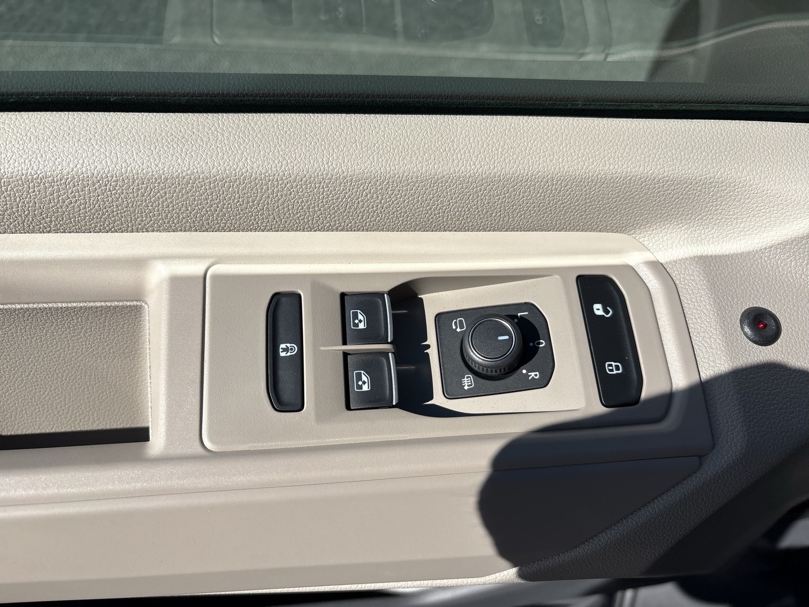 Volkswagen T7 Multivan Life 2.0 TSI GOAL APP-Connect KAMERA AHK